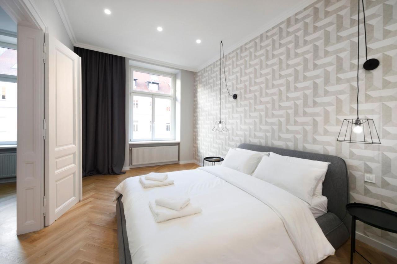 Fine Two Bedroom Trdinova Apartment 류블랴나 외부 사진