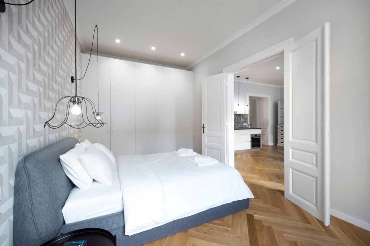 Fine Two Bedroom Trdinova Apartment 류블랴나 외부 사진