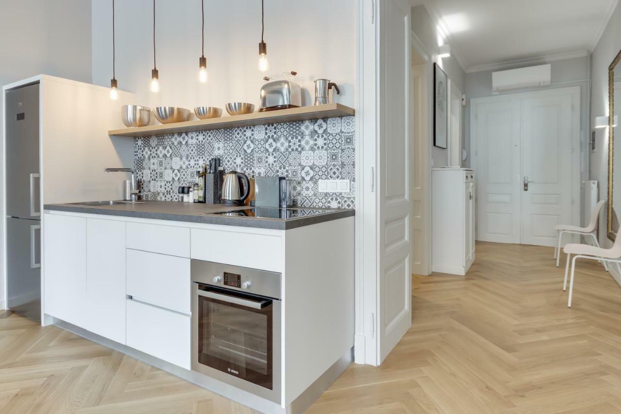Fine Two Bedroom Trdinova Apartment 류블랴나 외부 사진