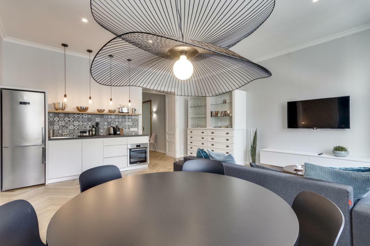 Fine Two Bedroom Trdinova Apartment 류블랴나 외부 사진